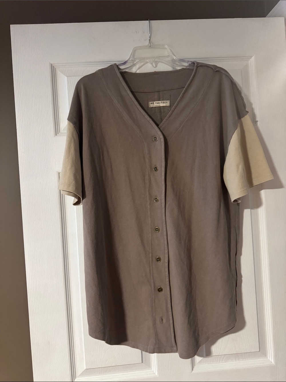 We The Free Two-Tone Taupe Body Cream Sleeve Short-Sleeve Button Shirt
